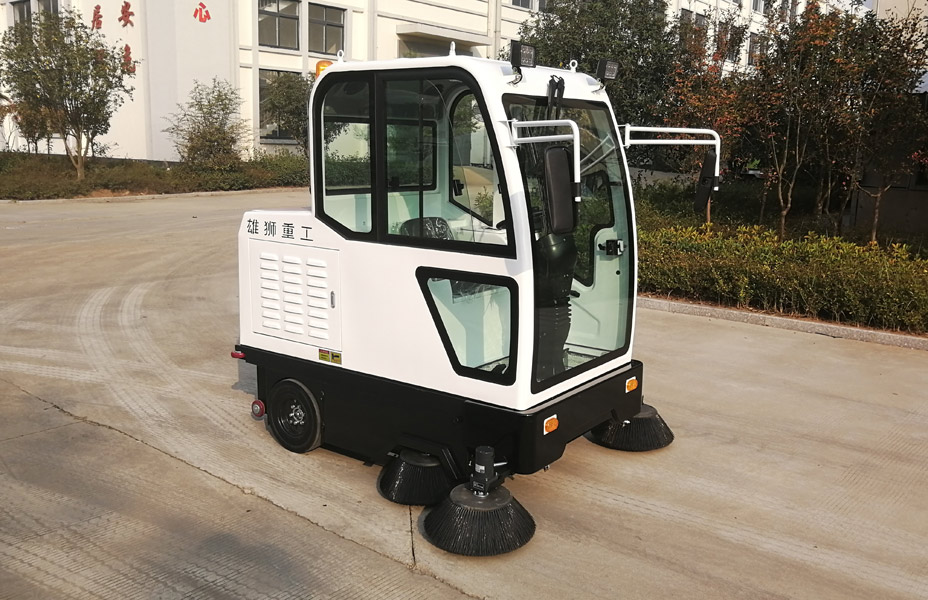 YTYH-1900電動(dòng)掃路車